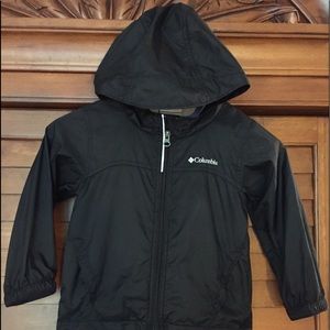 Boys Columbia rain jacket/wind breaker 4T